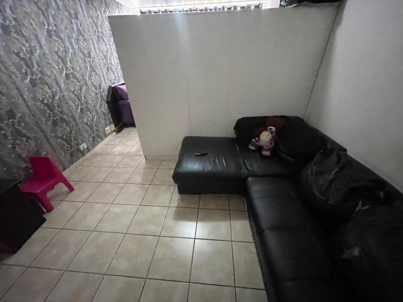 1 Bedroom Property for Sale in Sonstraal Western Cape